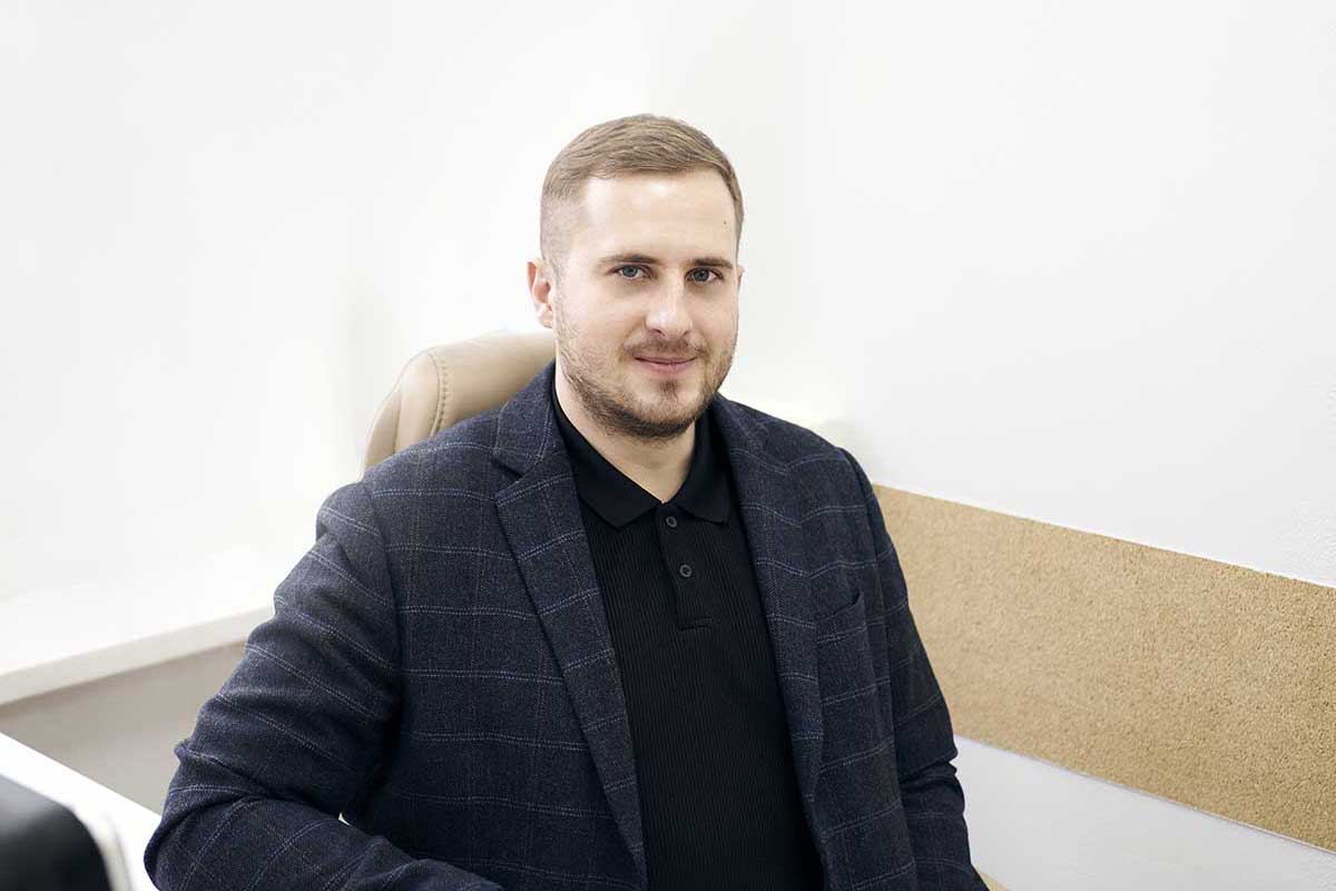 Юрист по гражданским делам Михаил Мезенцев
